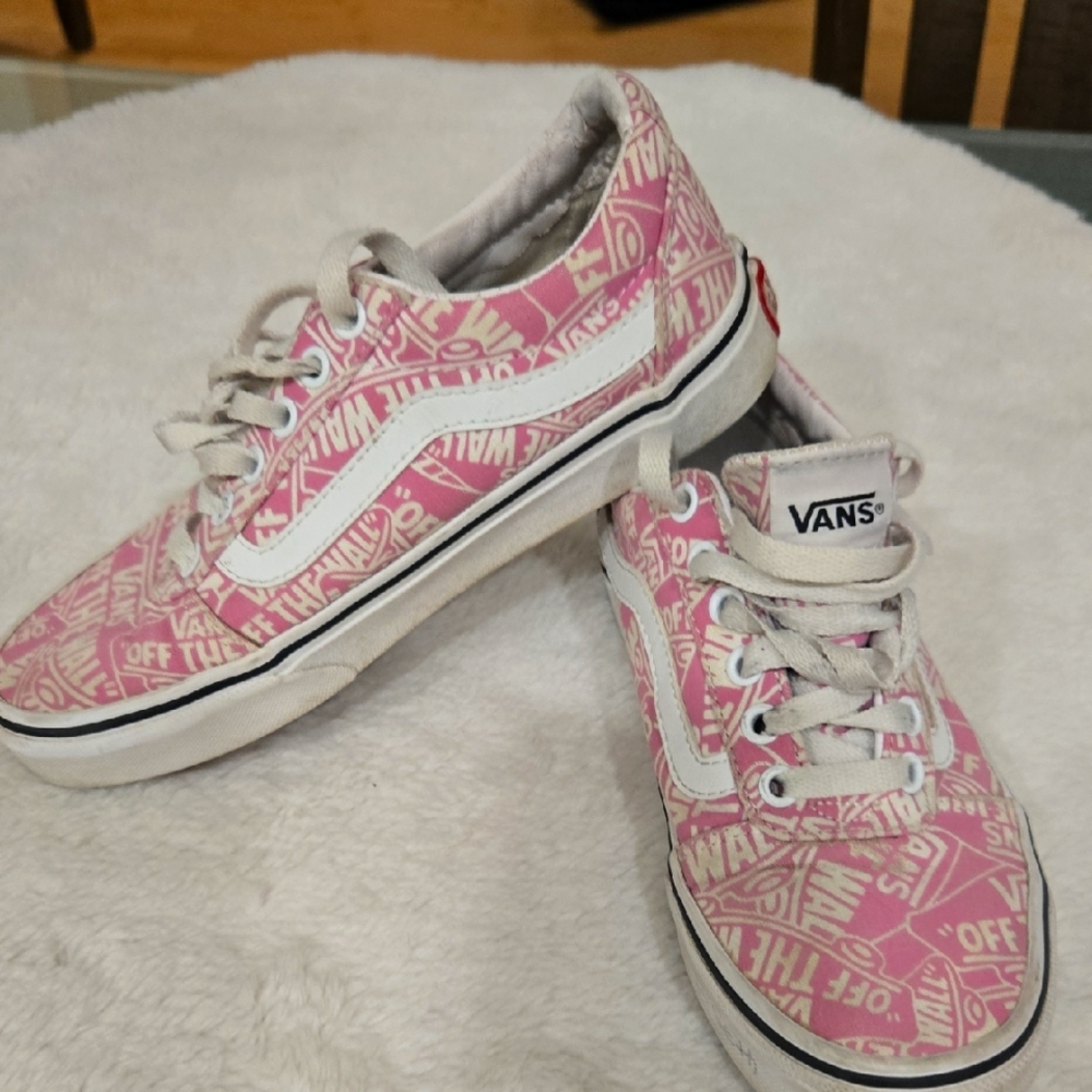 Vans Pink and White Woman's Graphic Sneakers